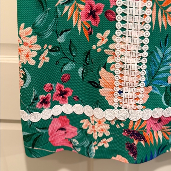 Eliza J NWOT Size 12 Beautiful Green Pink Tropical Floral Lace Mini Dress (0596) - Picture 5 of 14